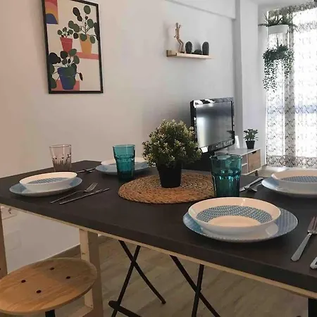 Ideal En El Barrio De Delicias * Málaga