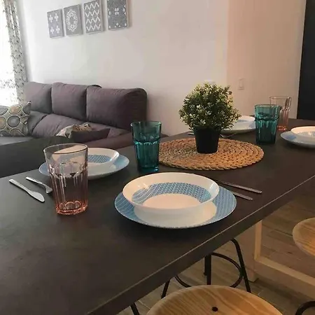 Ideal En El Barrio De Delicias